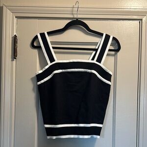 NWT Black and White Women's Cropped Tank